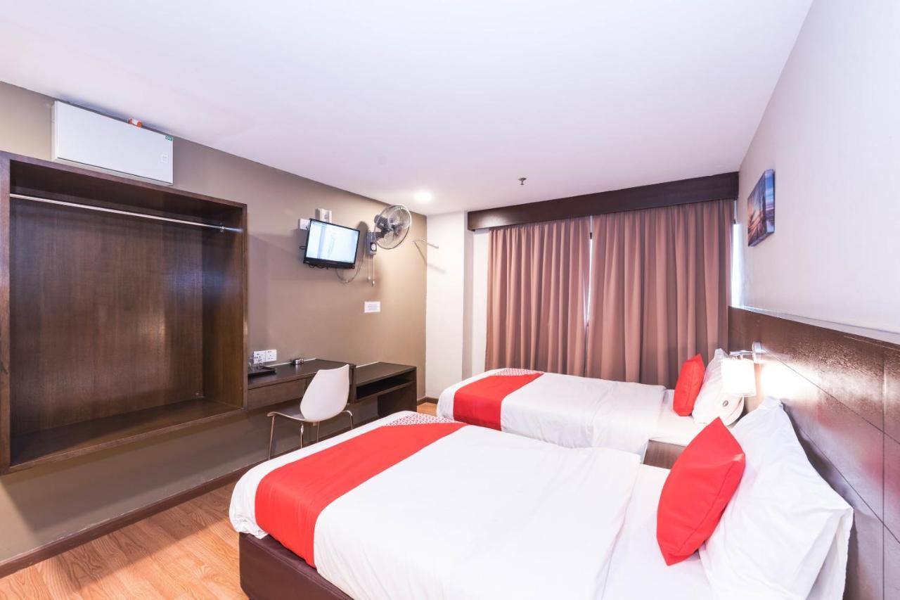 Oyo 89421 Pp Island Hotel George Town Eksteriør billede