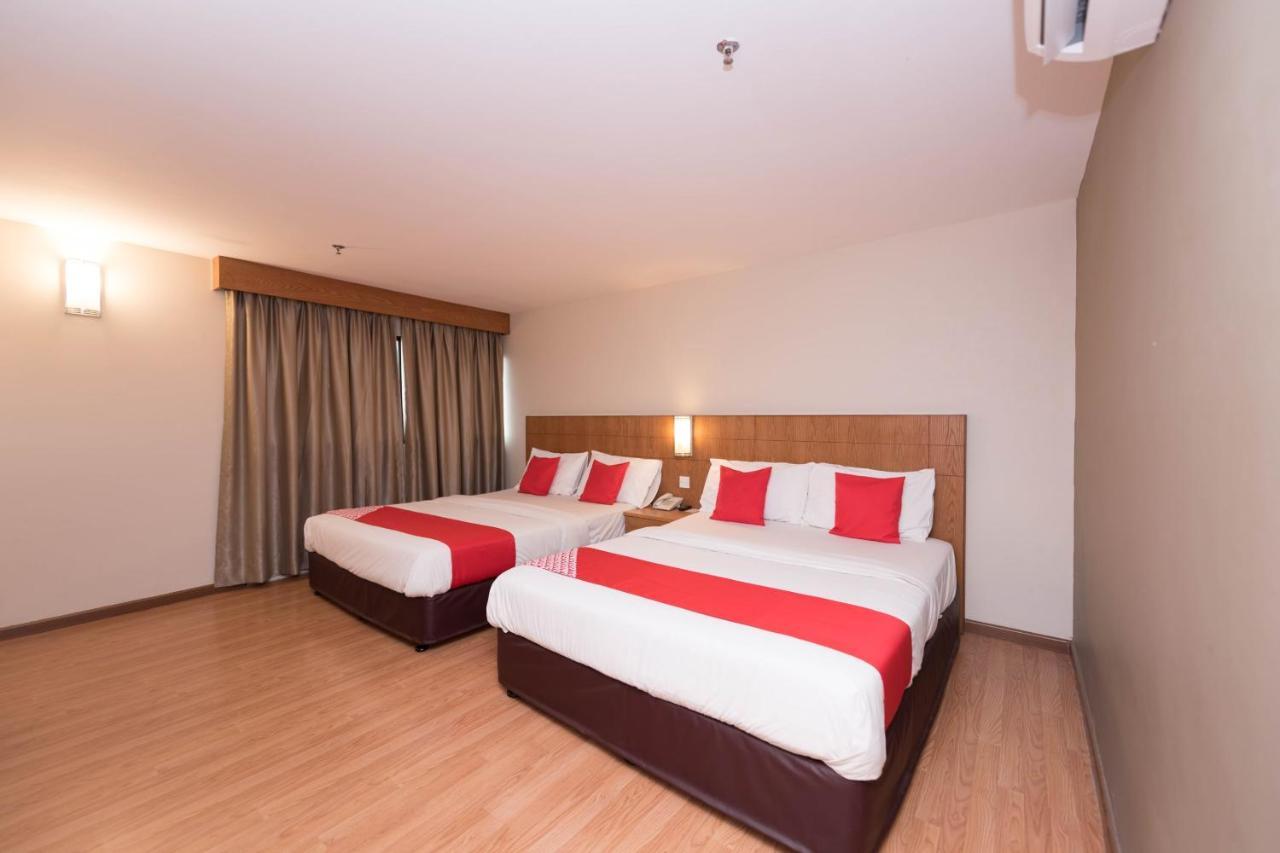 Oyo 89421 Pp Island Hotel George Town Eksteriør billede