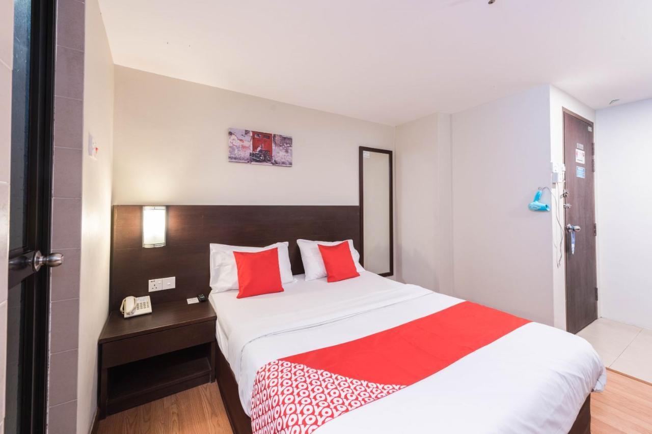 Oyo 89421 Pp Island Hotel George Town Eksteriør billede