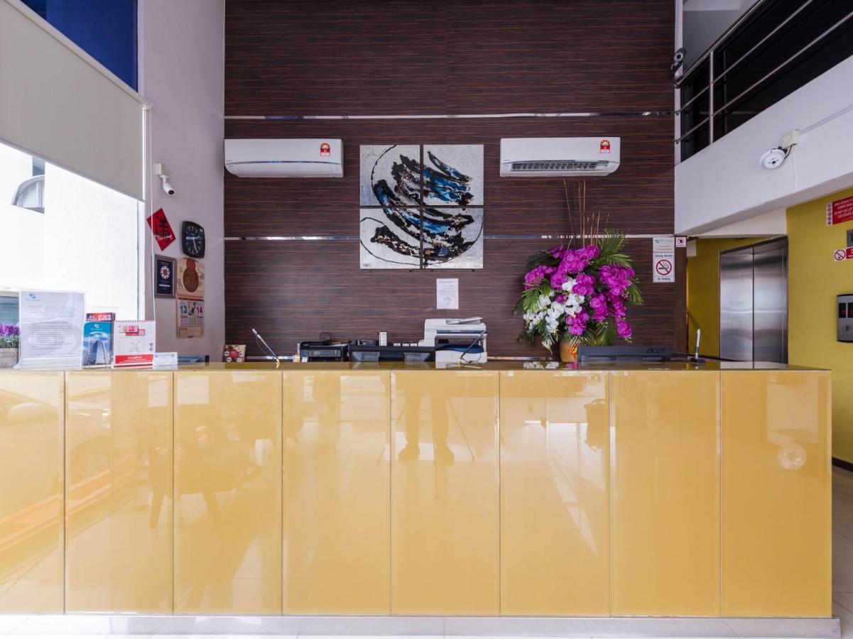 Oyo 89421 Pp Island Hotel George Town Eksteriør billede