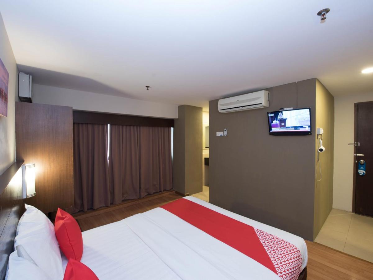 Oyo 89421 Pp Island Hotel George Town Eksteriør billede